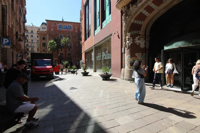Junto calle Trafalgar,  luminoso segundo piso de 40 metros cuadrados con cédula de habitabilidad — 34