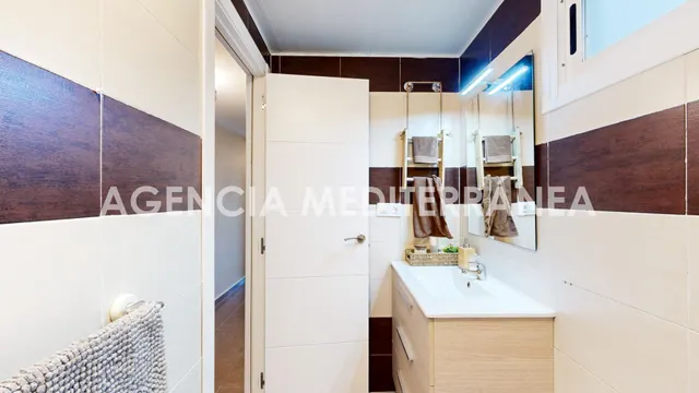 AMPLIA VIVIENDA DE 3 habitaciones JUNTO AL MERCADO MUNICIPAL DE PICASSENT — 15