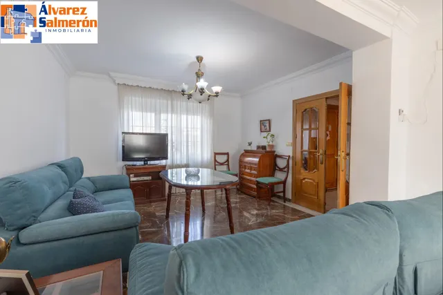 Casa en esquina en venta en Las Gabias — 7