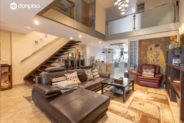 Exclusivo dúplex tipo loft de 225 m2 con apartamento independiente en una ubicación inmejorable — 5