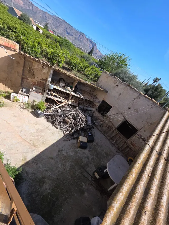Casa con terreno 4 habitaciones 246m² en venta - Desamparado - foto 3