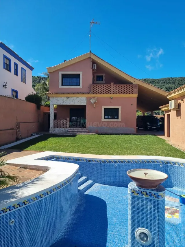 VILLA PRIVADA EN URBANIZACION EL FARO, CON VISTAS A TODA LA  - foto 4