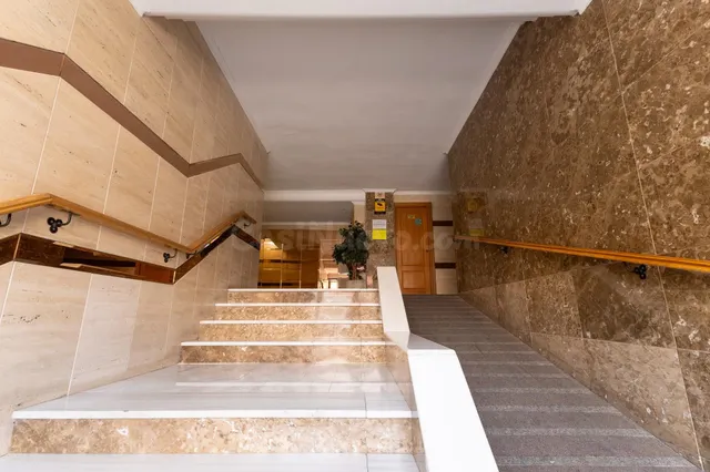 ✨ Piso recién reformado listo para entrar a vivir en AV. TEODOMIRO, céntrico, 3 habitaciones, 2 baños, muy luminoso 🏙️ — 26