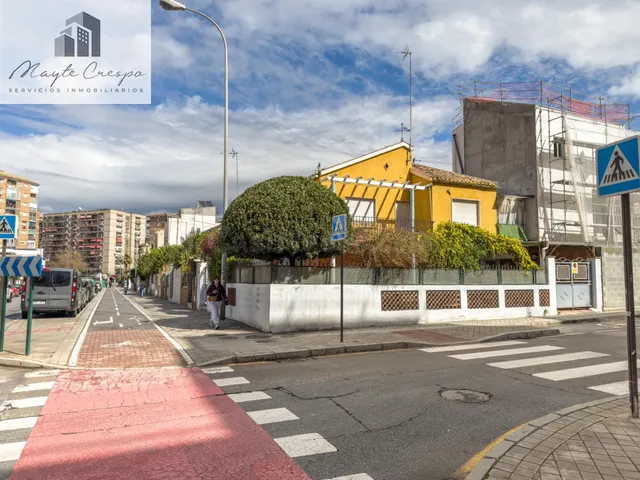 DISFRUTE DEL CENTRO DE GRANADA SIN RENUNCIAR A LAS COMODIDAD - foto 4
