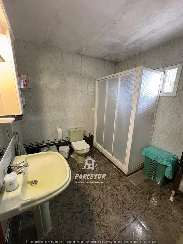 Finca de 1.250 m2 con 2 casas independientes y piscina — 11