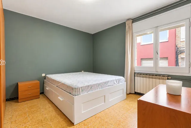 Pis en venta a zona Passeig Verdabuer — 4