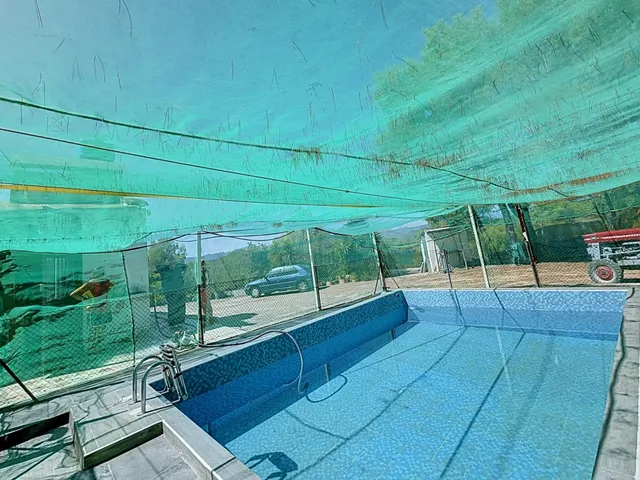 Finca rústica agraria con vivienda, piscina y 3.661 m2 en Sa - foto 4