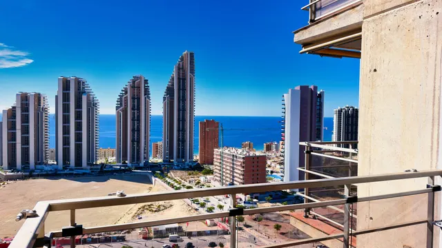 Piso en venta en Benidorm zona Poniente — 39