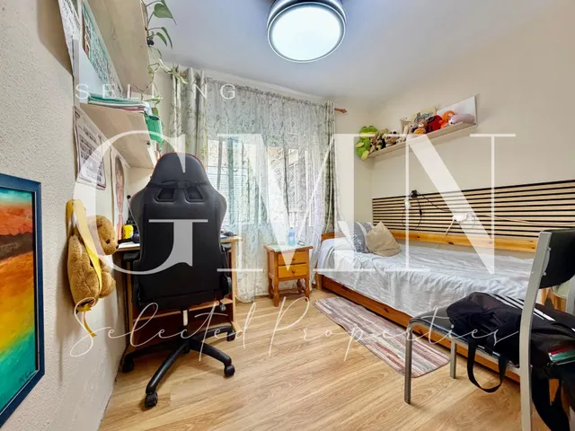 Piso 3 habitaciones 81m² en venta - Casco Antiguo — 20