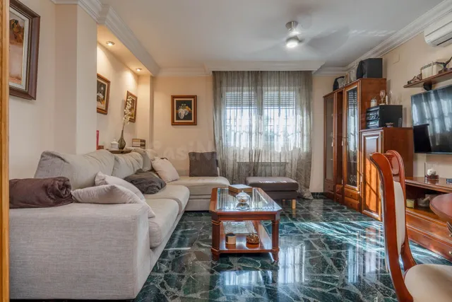 Magnífica casa unifamiliar de 4 dormitorios grandes en Otura — 4
