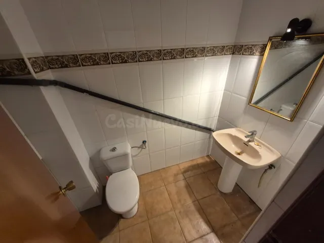 Local Comercial  - Oportunidad Única — 2