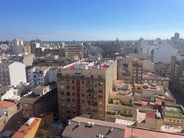 Piso venta en Castellón, zona Parque Ribalta, amplio 133m co - foto 3