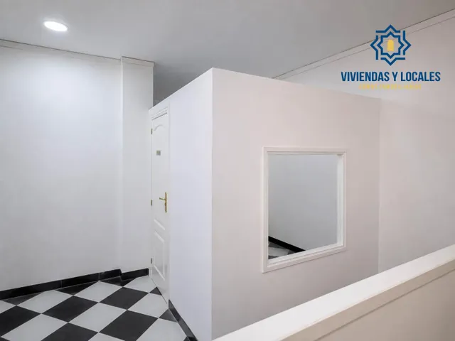 Local comercial 106m² en venta - Centro — 8