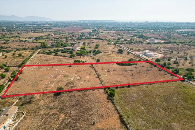 Finca rústica para construir en la carretera de s'Illot - Portocristo — 2