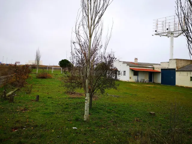 Terreno Residencial al lado del Estadio Helmántico - foto 5