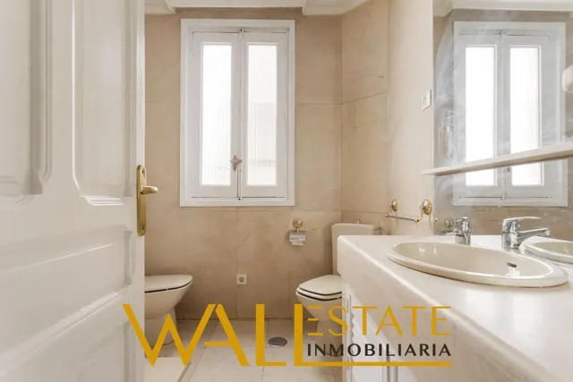 Amplio piso en venta en Chamberí — 15