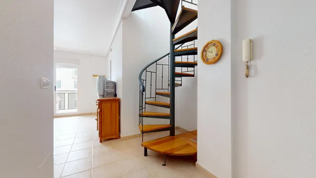 Encantadora Casa con 2 Terrazas a un Paso del Hotel 525 – 3 Dormitorios en Los Alcázares — 6