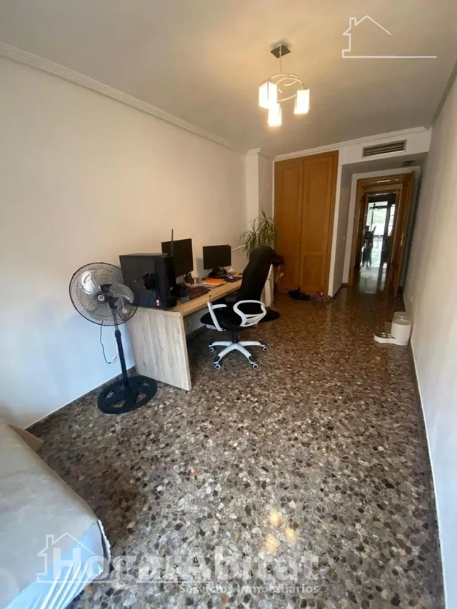 MUY AMPLIO Y EXTERIO CON GRAN TERRAZA, GARAJE Y TRASTERO — 17