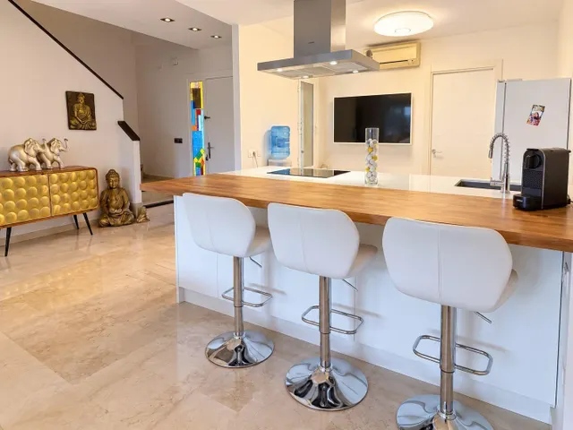 BUNGALOW CON BUHARDILLA EN PLAYA DE SAN JUAN — 6