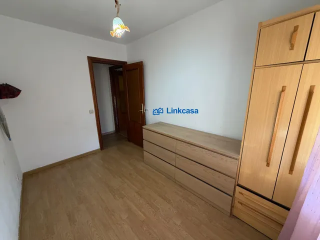 Piso de dos dormitorios con terraza en abrantes — 11