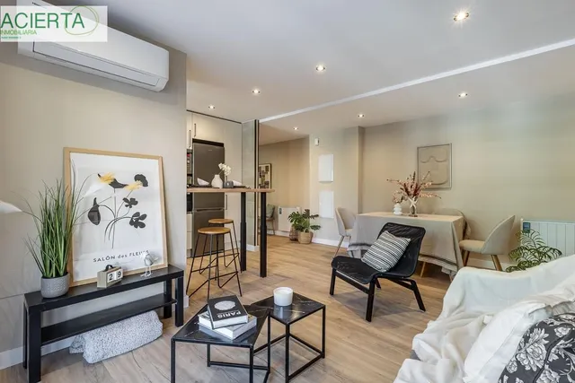 PISO REFORMADO JUNTO AVENIDA CADIZ — 9