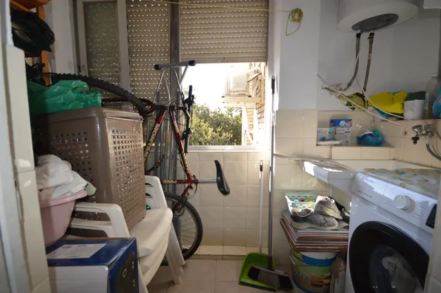 Se vende piso en san benito, alquilado — 14