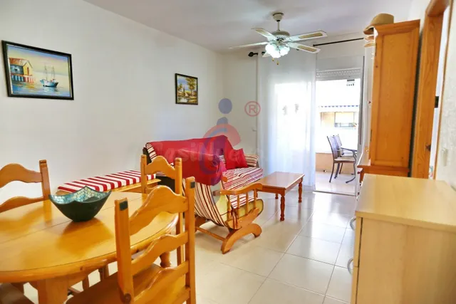 Piso de 3 dormitorios en venta en Guardamar del Segura, zona Mercadona, en esquina, con una gran terraza y vistas laterales al mar — 5