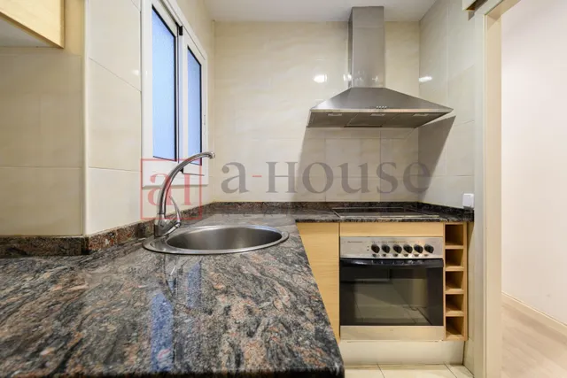 Piso listo para entrar a vivir con balcón en sant gervasi — 7