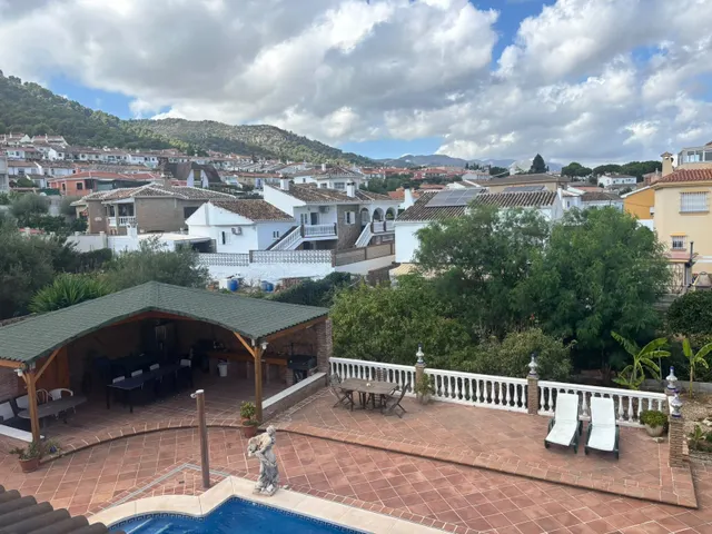 Chalet 7 habitaciones 522m² en venta - Manantiales - Lagar - Cortijo — 24