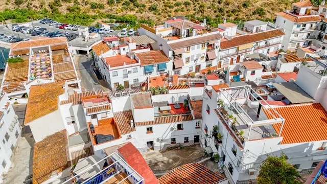 Encantadora casa adosada con terraza en la azotea en la preciosa Torrox Pueblo — 31