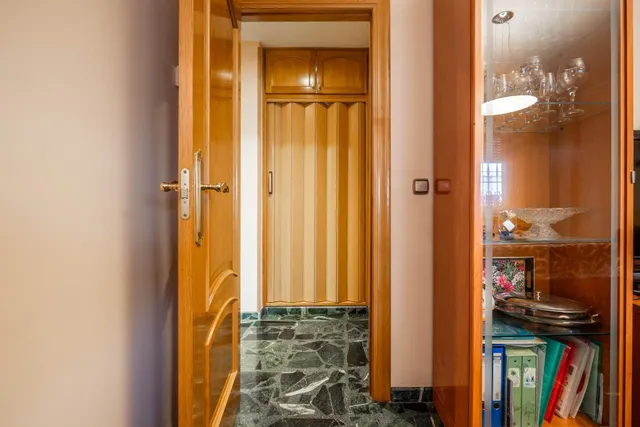Magnífica casa unifamiliar de 4 dormitorios grandes en Otura — 40