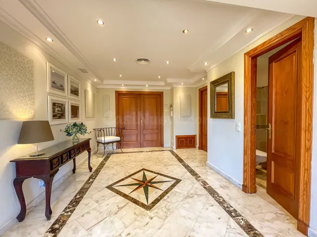 Chalet 7 habitaciones 958m² en venta - Marbella — 4