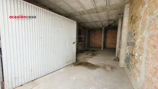 LOCAL COMERCIAL EN BRUTO — 5