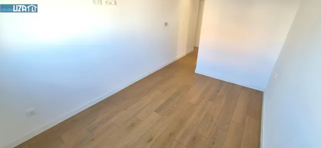 Piso Nuevo a Estrenar con Excelentes Características y Piscina Comunitaria — 36