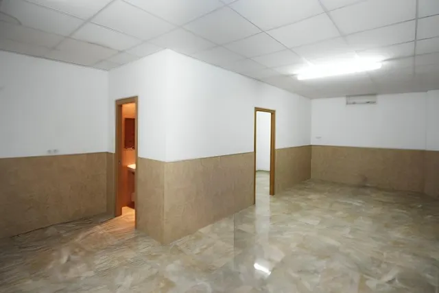 BAJO EN VENTA EN TORRENT – 81 m2, REFORMADO, A PIE DE CALLE Y CON MÚLTIPLES POSIBILIDADES — 8