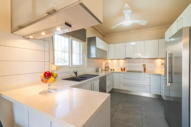 Maravillosa villa de una sola planta (aprox. 161 m2) con gran piscina privada. Cerca de colegios, del La Zenia Boulevard, ¡y a tan solo 15 minutos a pie de Playa Flamenca! — 18