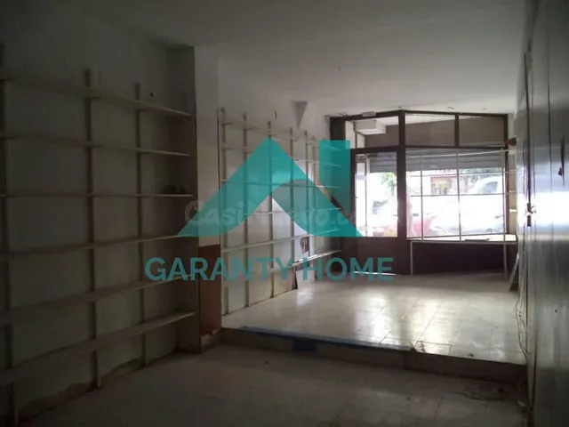 Se alquila local comercial en zona colón, Cáceres ✨ — 5