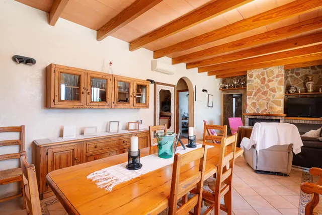 Exclusiva finca rústica con residencia unifamiliar y vistas  - foto 5