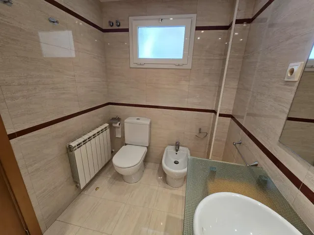 Piso impecable amueblado 4 hab — 25