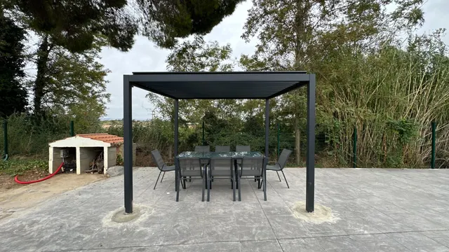 Finca rústica con placas solares y pozo en Garrapinillos, Zaragoza. — 18