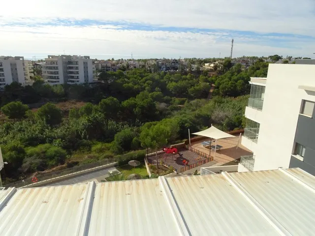 LUJOSO ÁTICO CON ESPECTACULAR TERRAZA EN VILLA MARTÍN GOLF — 31