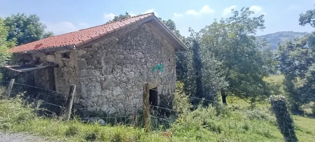 Se vende cabaña con terreno en Arredondo - foto 2