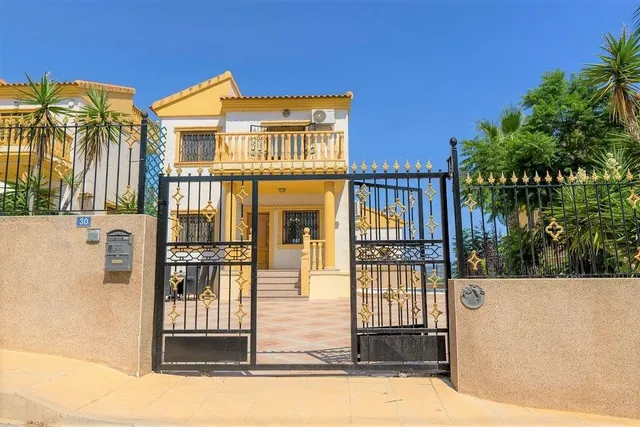 Villa 3 habitaciones en venta - Las Filipinas — 31