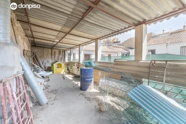 EXCEPCIONAL OPORTUNIDAD EN PLENO CENTRO DE HUÉTOR VEGA — 14