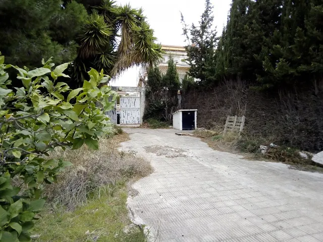 PARCELA  EDIFICABLE EN EL CENTRO DE SEGUR DE CALAFELL - TARRAGONA — 28