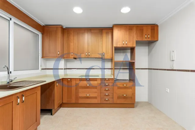 SE VENDE APARTAMENTO / ASCENSOR / TORREVIEJA / ALICANTE — 10