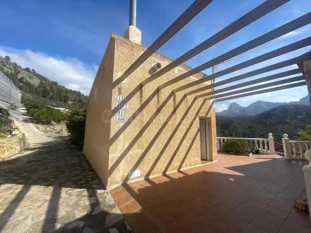 Casa con terreno 3 habitaciones 70m² en venta - Comunidad va - foto 3