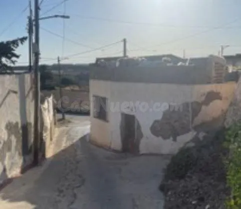 SE VENDE piso OKUPA en C DISEMINADO BARRANQUETE 22 de Níja