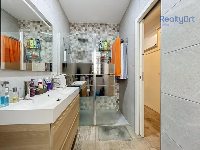 EXCELENTE VIVIENDA UNIFAMILIAR — 14