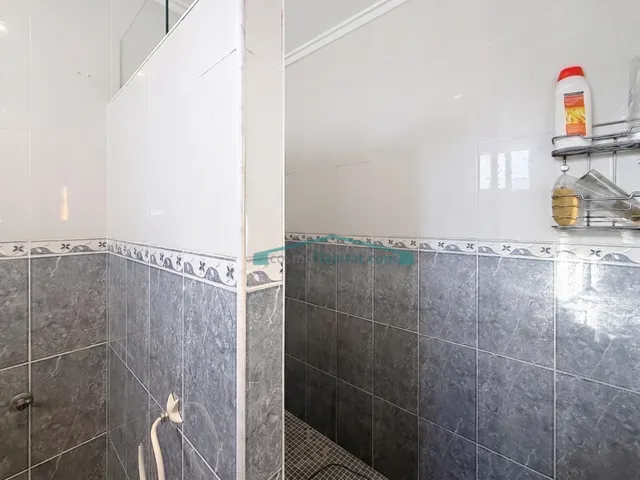 Casa independiente de 275 m2 con piscina, jacuzzi y terrazas en San Antonio de Benagéber — 21
